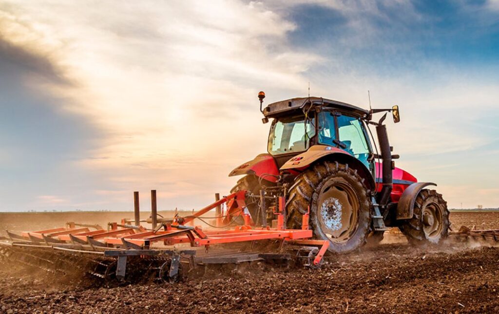 Arados e grades agrícolas